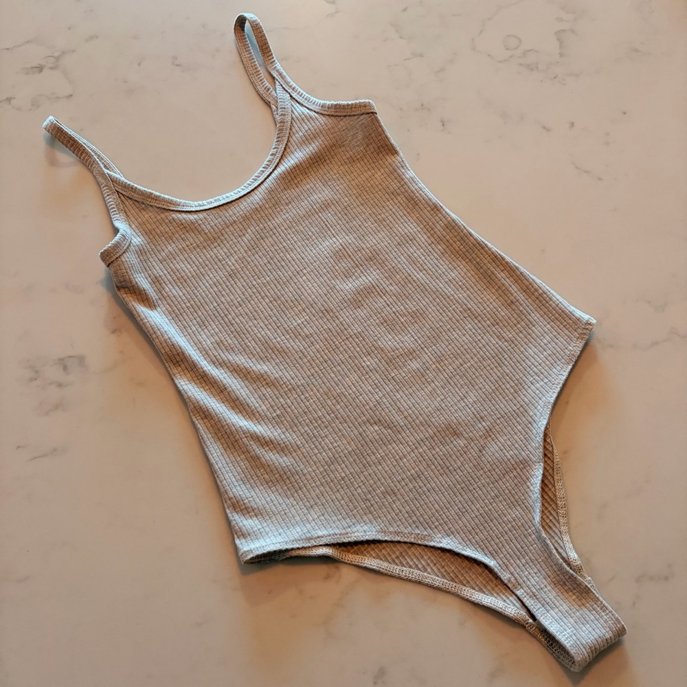 Reformation gray ribbed bodysuit